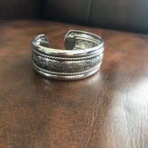 Lia Sophia cuff